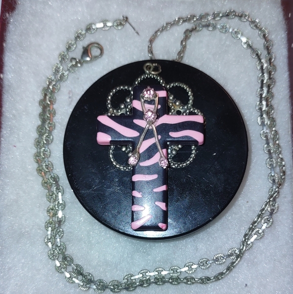 Pink Zebra Pattern Cross + Pink Crystal Ribbon - Picture 11 of 12